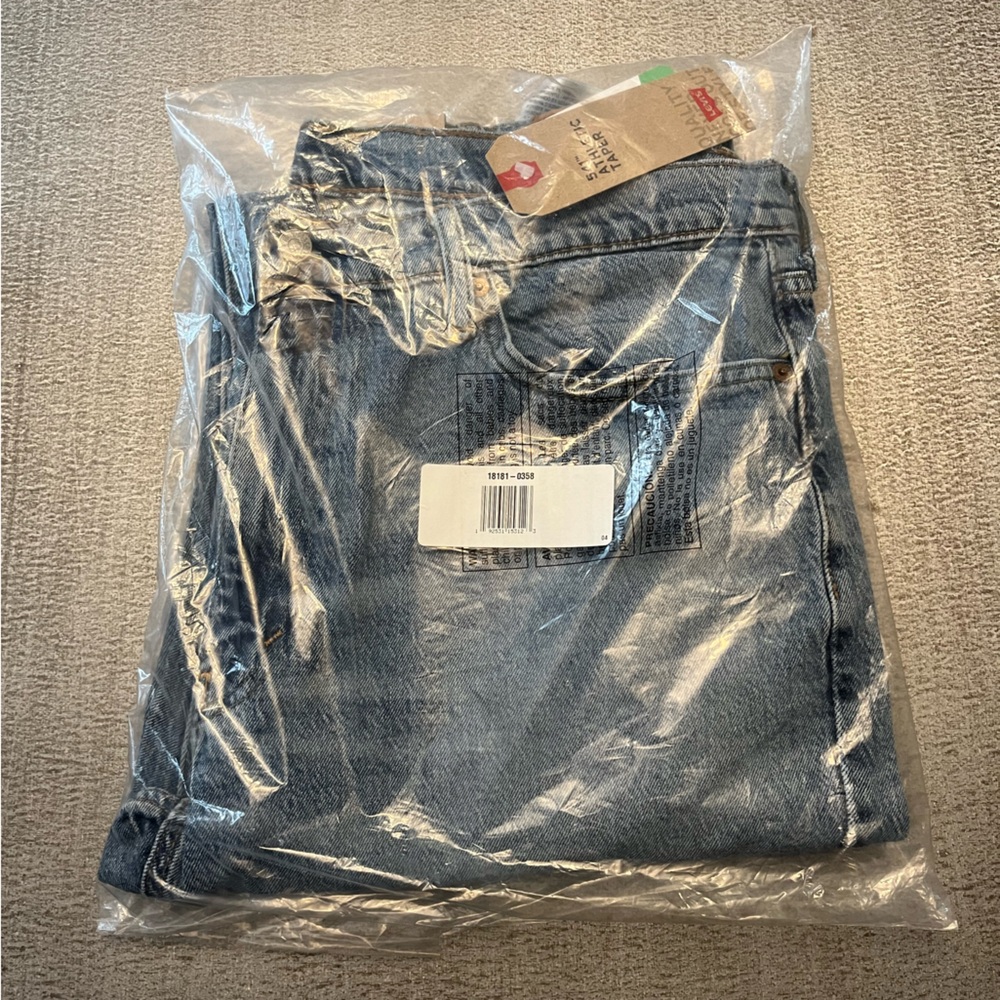 NWT Levi's 541 W38 L30